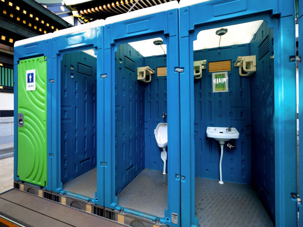 Portable Toilet Options We Offer in Phoenix, IL